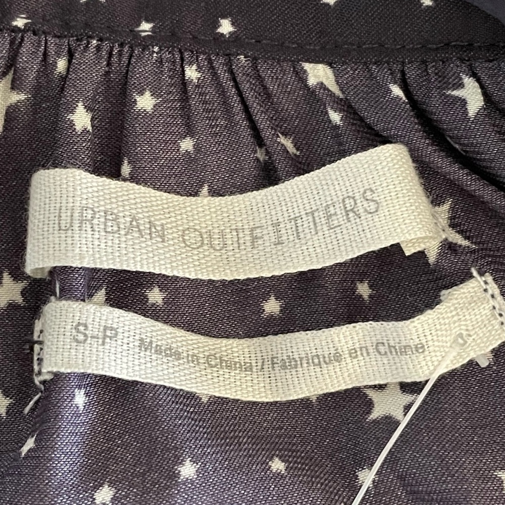 Urban Outfitters Blouse Navy With Stars Size S - Picture 6 of 7